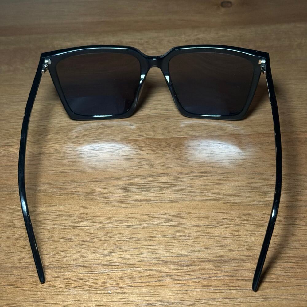 Saint Laurent SL 474 Oversized Square Frame Black Sunglasses YSL Unisex - Picture 7 of 16